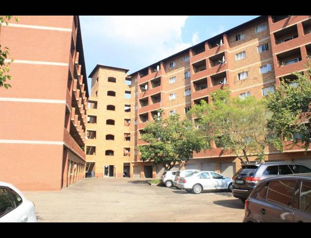2 BEDROOM APARTMENT FOR SALE IN ZWARTKOP